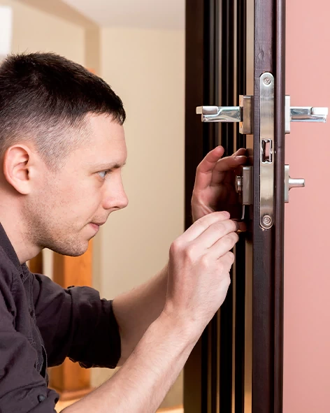 : Professional Locksmith For Commercial And Residential Locksmith Services in Muscoy, CA
